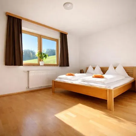 Salzleckerhof * Lambach (Murau)
